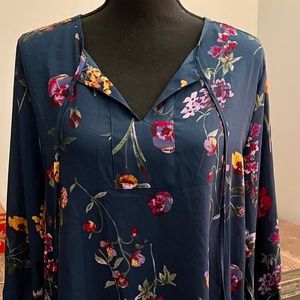 Flower detail blouse with string tie front